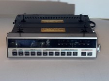 Vintage 1980s GE General Electric Under Cabinet Spacemaker AM/FM Radio Clock picture