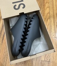 adidas Yeezy Slide Dark 