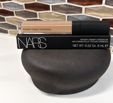 NARS Radiant Creamy Concealer Madeleine L2.3 Light Neutral 0.22 oz 6 mL NIB picture