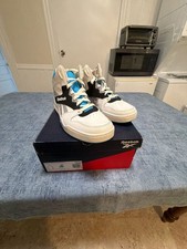 Reebok Royal BB4500 HI2 Size 11 White Blue Black Basketball Shoes picture