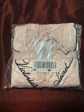 Victoria's Secret Women's Light Pink Satin Pajama Set Size XS New With Tags picture