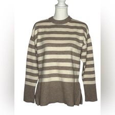 Industry Republic med women’s classic crew neck striped sweater EUC cozy staple picture
