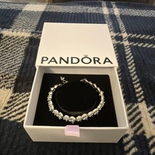 NEW 100% AUTHENTIC PANDORA Halo Hearts Bracelet 7.1 in 593655C01 picture