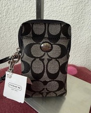 Coach Peyton Signature Universal Phone Wristlet Black White F68660 NWT picture