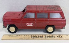 Vintage 1965 Tonka Jeep Wagoneer Red Pressed Steel 9