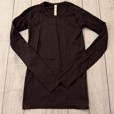 Lululemon Swiftly Tech Long Sleeve Shirt Womens 6 Plum Purple Thumbholes Running picture