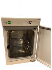 NUAIRE NU-5500 CO2 WATER-JACKETED INCUBATOR picture