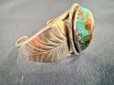 Make a bold, artistic statement with this gorgeous vintage handcrafted artisan p picture
