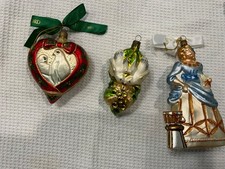 Waterford  3 of the 12 days ornaments-8 maids-2 turtle doves-5 gold rings picture