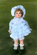 Vintage 1988 Elaine Campbell Doll 
