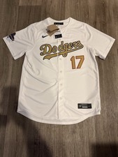 Nike Los Angeles Dodgers WS Champs Shohei Ohtani  24 Gold Jersey Size Large NWT picture
