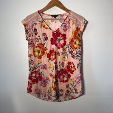 Express Womens XS Pink Floral V-Neck Cap Sleeve Lace Shoulder Blouse Top picture