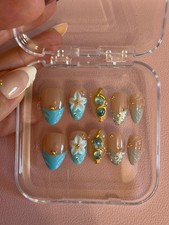 Handmade 3D Flower Beach Vacation Shell Style Press-On Nails: Acrylic (Size S) picture