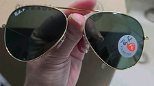 Ray-Ban RB3026 Polarized Aviator Sunglasses Gold Metal Frame Green Glass Lens picture