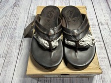 NEW Mens Olukai Sandals Sz 13 Flip Flops Mea Ola Brown Leather  2253 picture