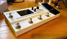Mooer GE250 Guitar Effects Processor White picture