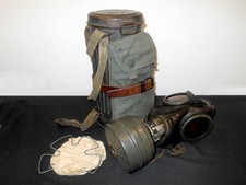 WW2 German Wehrmacht Gasmaske 38 - COMPLETE GAS MASK SET - 1943 - VERY NICE picture