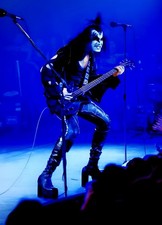 11.69x16.54 Kiss 1974 Poster Gene Simmons The Demon Live picture