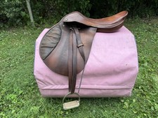 Nelson Pessoa Close Contact Jump Saddle 16” Hunter Jumper Knee Pads English picture