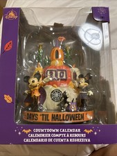 New Disney Parks Halloween Countdown Figurine Calendar Mickey and Minnie, Figaro picture