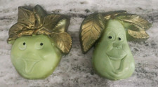 2 Favor Green Fruits Chalk ware Wall Hanger Pear Apple Happy Smile Face Retro  picture