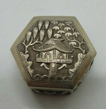 ANTIQUE BEAUTIFUL CHINESE EXPORT SOLID SILVER SNUFF BOX 30 G. / B021 picture