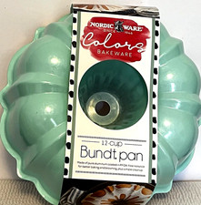 Vintage NOS Nordic Ware Original Bundt Pan NON-STICK MINT GREEN MADE USA picture
