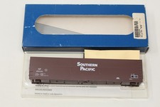 HO Scale E&C Shops 0101 62' Woodchip Hopper Southern Pacific SP 355132 Red Kit picture