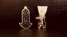 Angine de Poitrine Khn & Klek LARGE SIZE - Two (2) Enamel Pins - 1.75