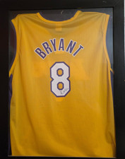 Kobe Bryant Signed #8 Original Los Angeles Lakers Jersey COA Included picture