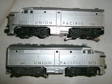 Lionel Postwar 2023 Union Pacific AA Diesel set, clean c6 c1951 Silver/gray picture