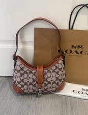 Coach Hamptons Hobo Bag In Crystal Signature Jacquard CW654 Burnished Amber picture