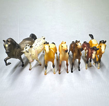 Breyer Reeves Plastic Horse Model Figures Mixed Lot of 7 Breyer Horse Models picture