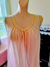 Satin Cotton Polyester blend Pink Tie-front Nightgown Nightie Women’s M-L picture