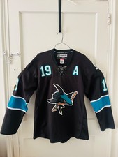 ⭐️Thornton 19 San Jose Sharks Jersey Men 52 Black NHL Hockey Reebok Lace Vintage picture
