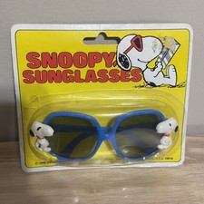 Vintage 1980s Peanuts Snoopy Blue Plastic Kids Sunglasses NOS picture