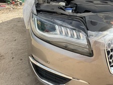 Used Right Headlight Assembly fits: 2019 Lincoln Mkz adaptive headlamps LED sign picture
