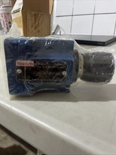 Bosch Rexroth 2 Way Hydraulic Flow Control Value Model 2 FRM 6 B36-32/3   NEW picture