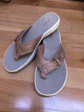 Clarks Cloudsteppers Sandals Womens 8 Breeze Sea Rose Gold Cushion Soft picture