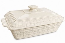 Belleek Everyday Covered Casserole Dish w/Basket Weave 14” picture