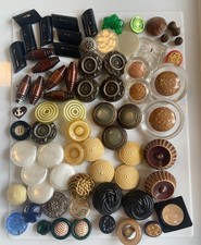 Lot of Vintage Early and Mid Century Buttons Lucite Bakelite Wood Metal 71 Total picture