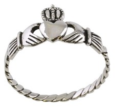 925 STERLING SILVER LADIES IRISH CLADDAGH RING  picture