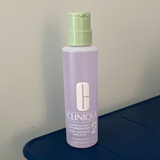 Clinique Clarifying Lotion 2 Face Exfoliant Lotion for Dry Skin 16.5 fl oz picture