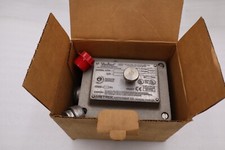 NEW Metrix 5550-011-01 Vibralert Vibration Switch 480V-AC STOCK H933 picture