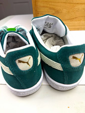 PUMA Suede Classic 21 Low Top Suede Lace-Up Sneakers Malachite/White 374915-89 picture