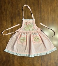 Handmade Kids Pink Baking Apron Girls Teapot Floral Eyelet Lace Trim Pockets picture