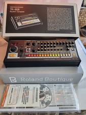 Roland Boutique TR-08 Rhythm Composer picture