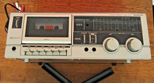 Vintage Sanyo RD7 Stereo Cassette Deck - Tested & Working Has Paint Splatter picture