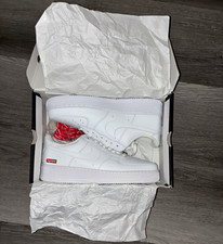 Nike Air Force 1 Low x Supreme Men's White Low Top Lace-Up Sneakers picture