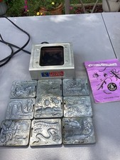 Mattel 1964 Thing- Maker Creep Crawler Set W/ 9 Molds picture